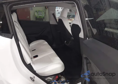 2023 Tesla Model Y Awd/Long Range Dual Motor All-Wheel Drive from USA, damaged, VIN 7SAYGDEE5PA147520